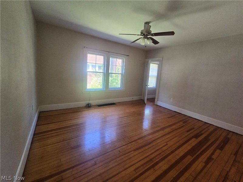 2424 Elm Street, Youngstown, OH 44505 Photo 10