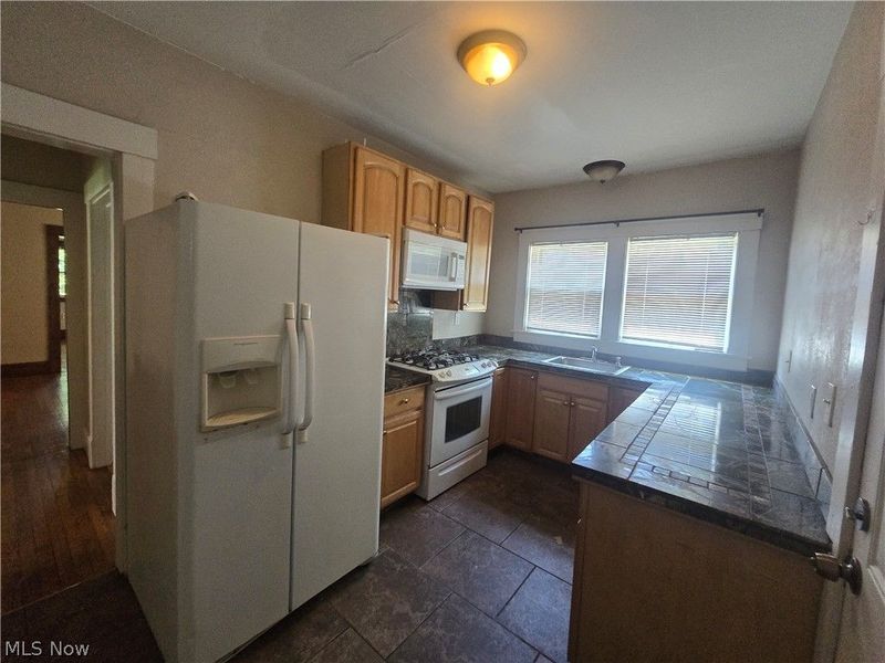 2424 Elm Street, Youngstown, OH 44505 Photo 17