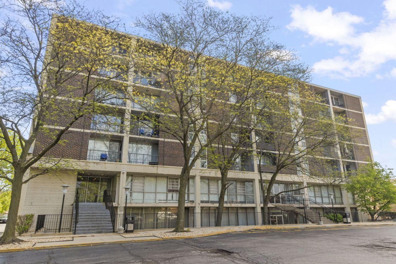 1043 S York Road , Unit 309, Bensenville, IL 60106 Main Photo