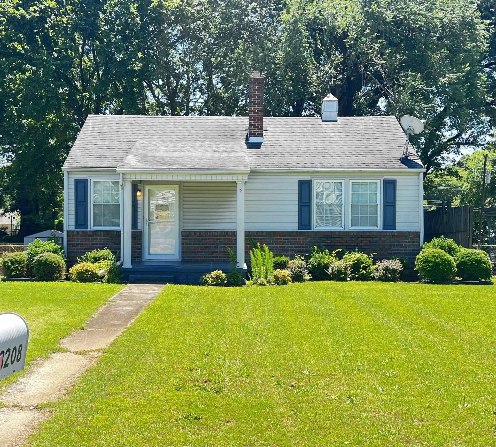 3208 17th Ave, Sheffield, AL 35660 Main Photo