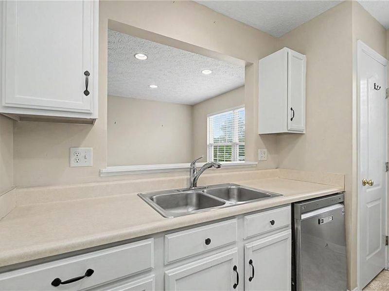 2451 Cabbage Key Drive, Miamisburg, OH 45342 Photo 12