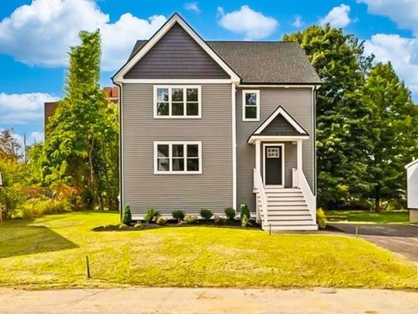 16 Peckham Ave, Unit 1, Brockton, MA 02302