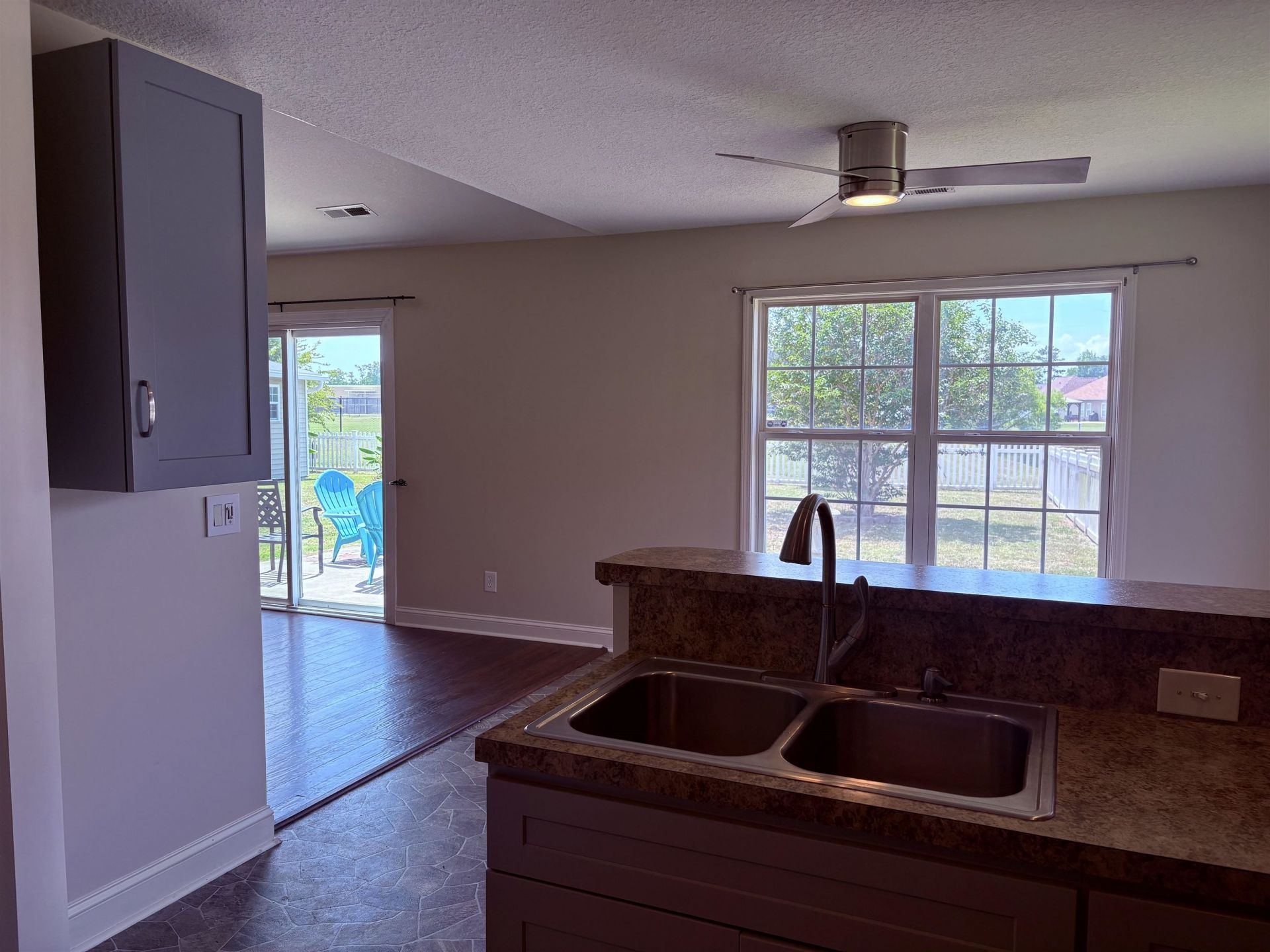 208 Hickory Springs Ct.  Photo 15