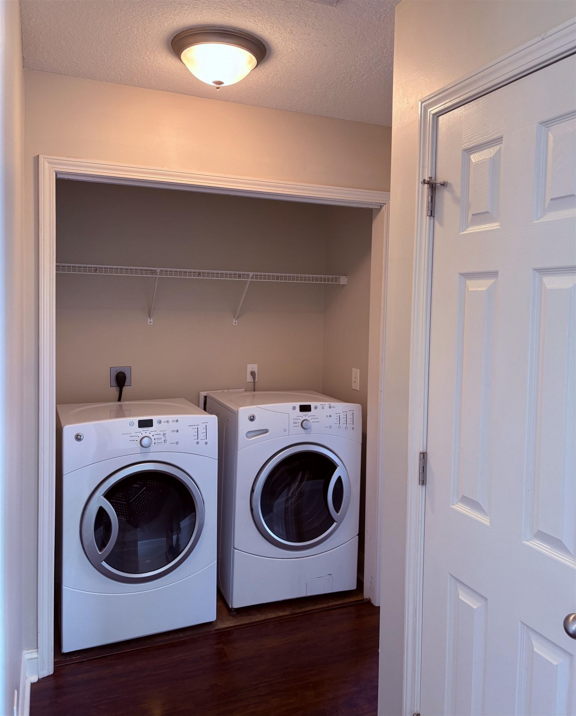 208 Hickory Springs Ct.  Photo 16