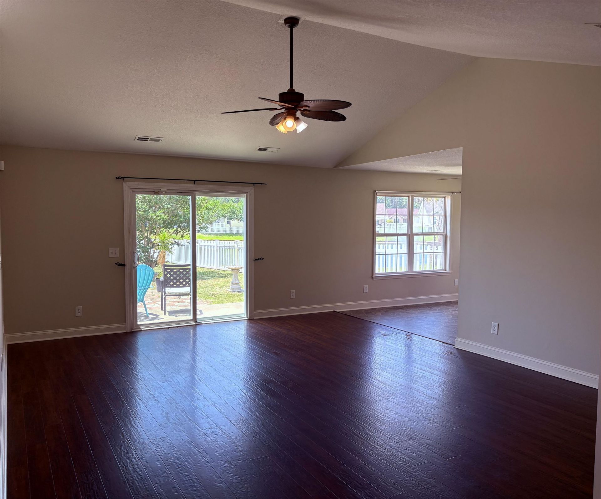208 Hickory Springs Ct.  Photo 8