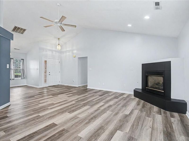 1766 Saratoga Drive, Troy, OH 45373 Photo 4