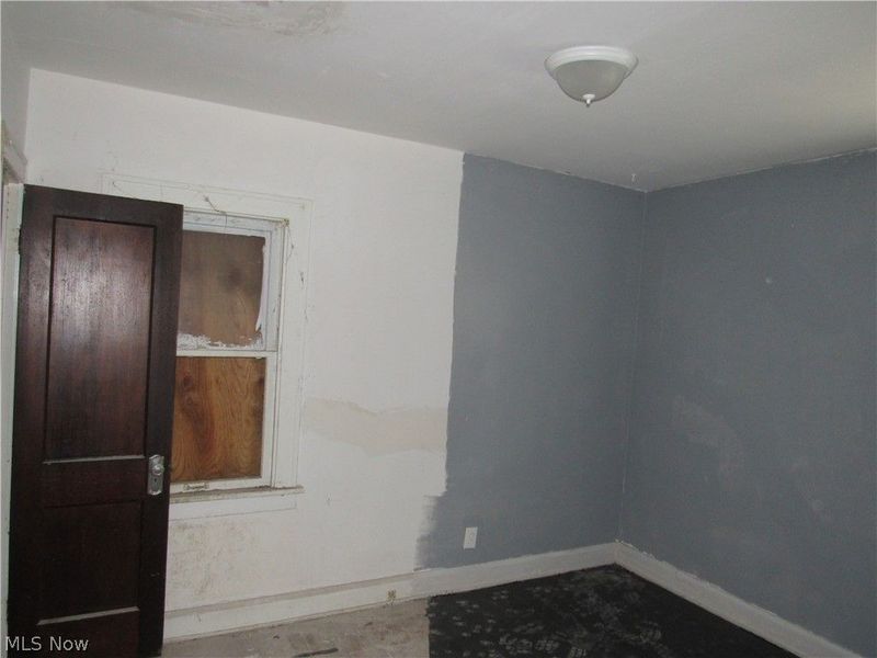 889 E 128th Street, Cleveland, OH 44108 Photo 10