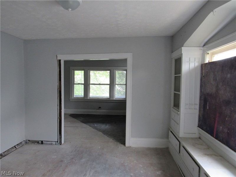 889 E 128th Street, Cleveland, OH 44108 Photo 20