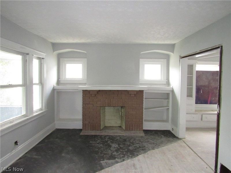 889 E 128th Street, Cleveland, OH 44108 Photo 24