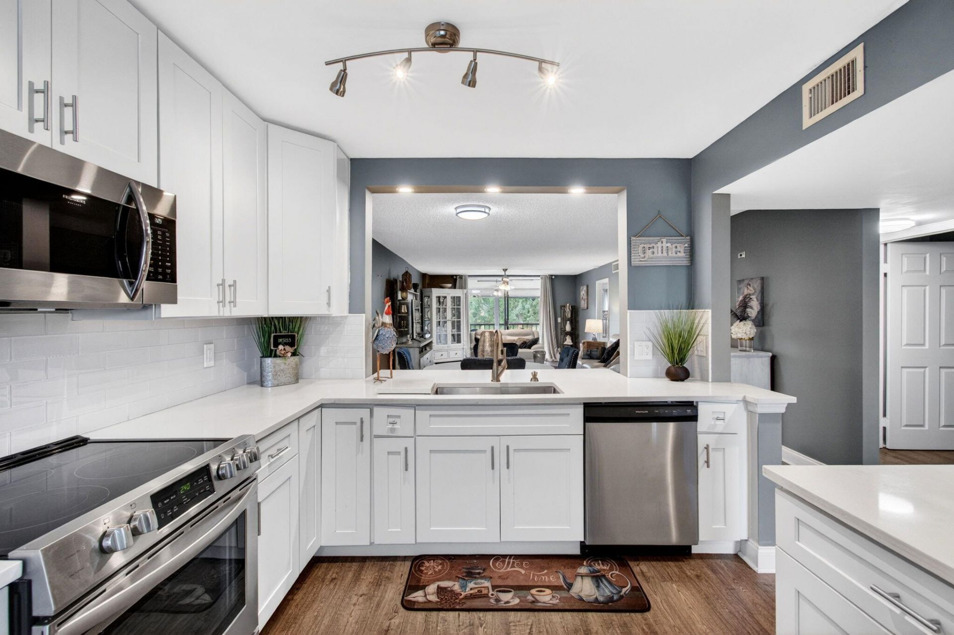 5550 Witney Drive, Unit 209, Delray Beach, FL 33484 Photo