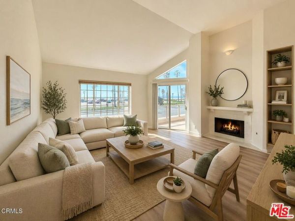 574 Island View Circle, Port Hueneme, CA 93041