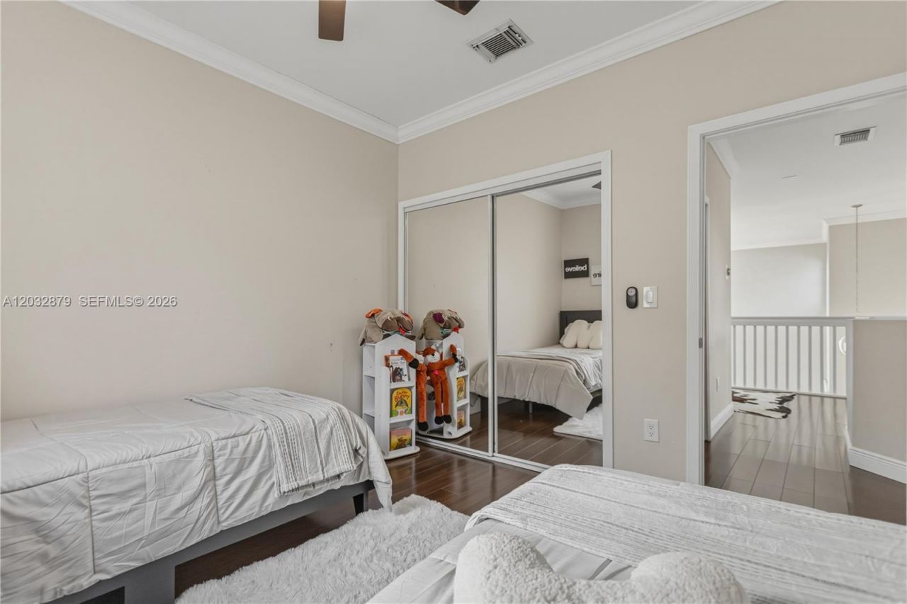 6240 SW 163rd Pl , Miami, FL 33193 Photo