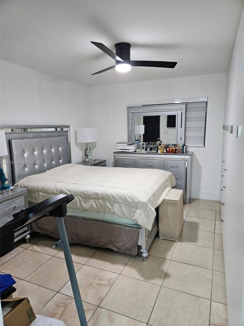 2348 W 56th St , Unit 19, Hialeah, FL 33016 Photo