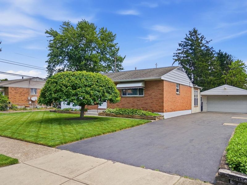2986 Lee Ellen Place, Columbus, OH 43207 Photo 2