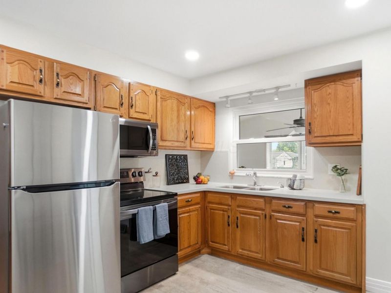 2986 Lee Ellen Place, Columbus, OH 43207 Photo 9