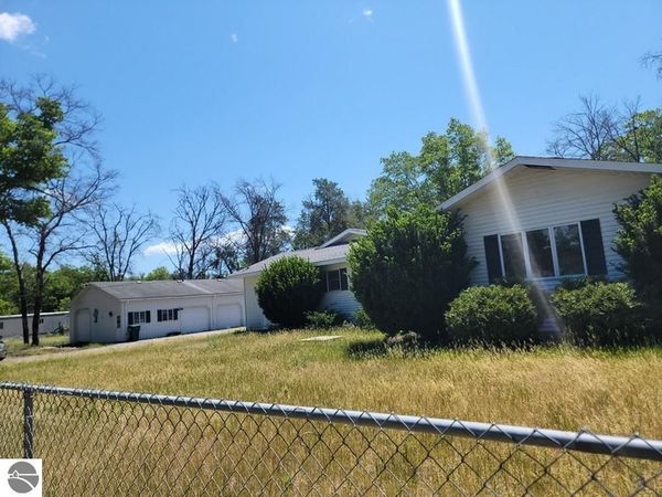 1694 Possum Track Drive, Alger, MI 48610