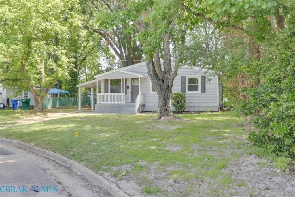 1014 E Russell Court, Newport News, VA 23605 Main Photo