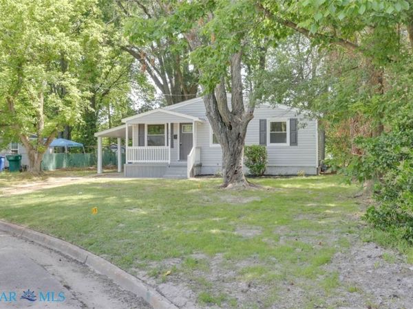 1014 E Russell Court, Newport News, VA 23605