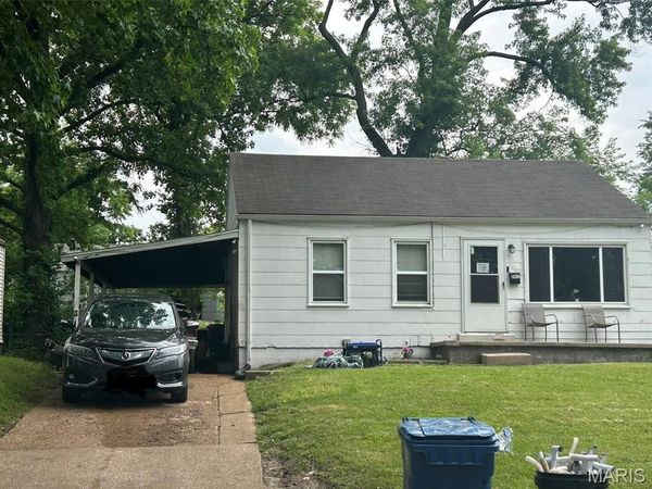 8042 Patterson Drive , Berkeley, MO 63134