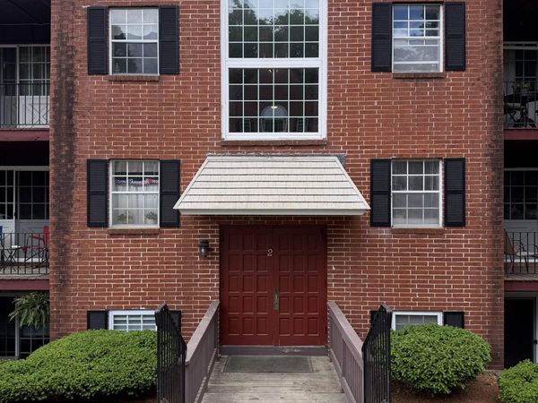 2 Louisburg Square, Unit 3, Nashua, NH 03060
