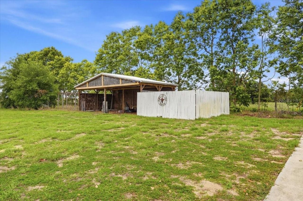 866 Saint Anne Shrine Road, Lake Wales, FL 33898 Photo
