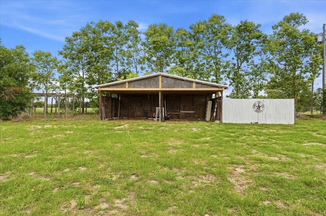 866 Saint Anne Shrine Road, Lake Wales, FL 33898 Photo