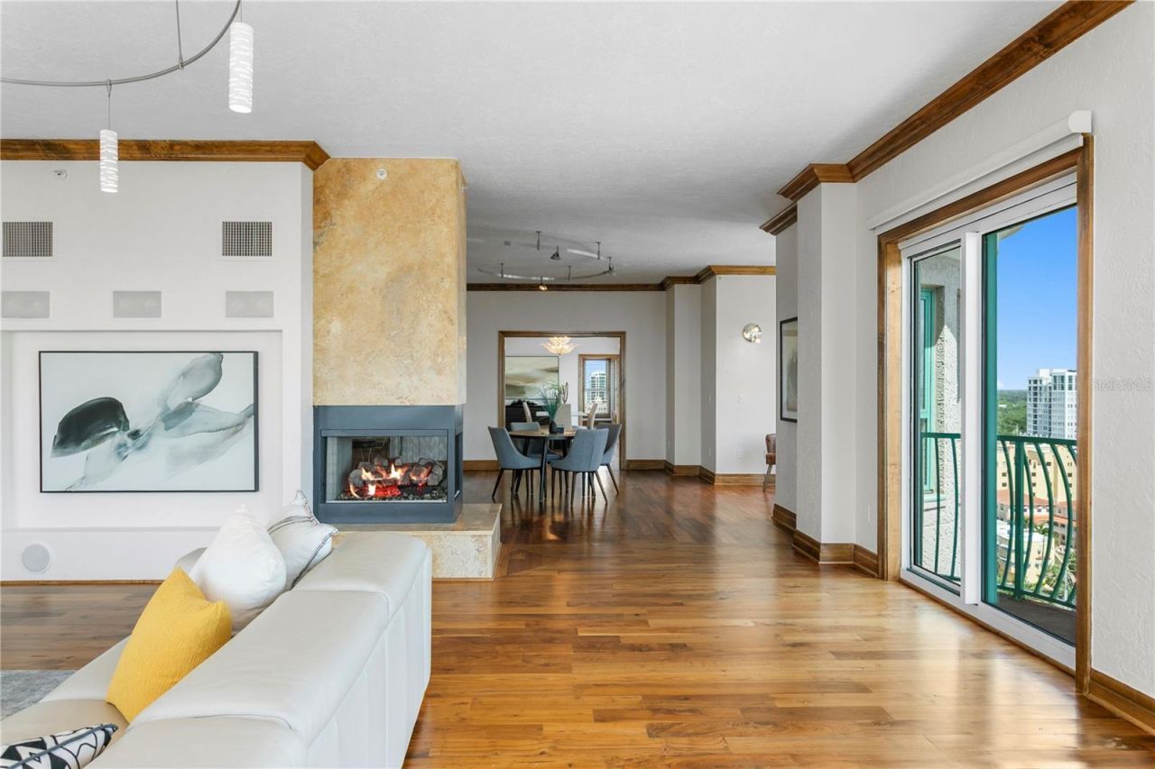 288 Beach Drive Ne, Unit PH-2A, Saint Petersburg, FL 33701 Photo