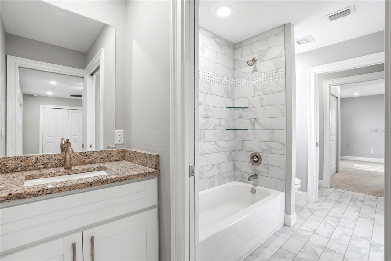 1712 31st Avenue N, Saint Petersburg, FL 33713 Photo
