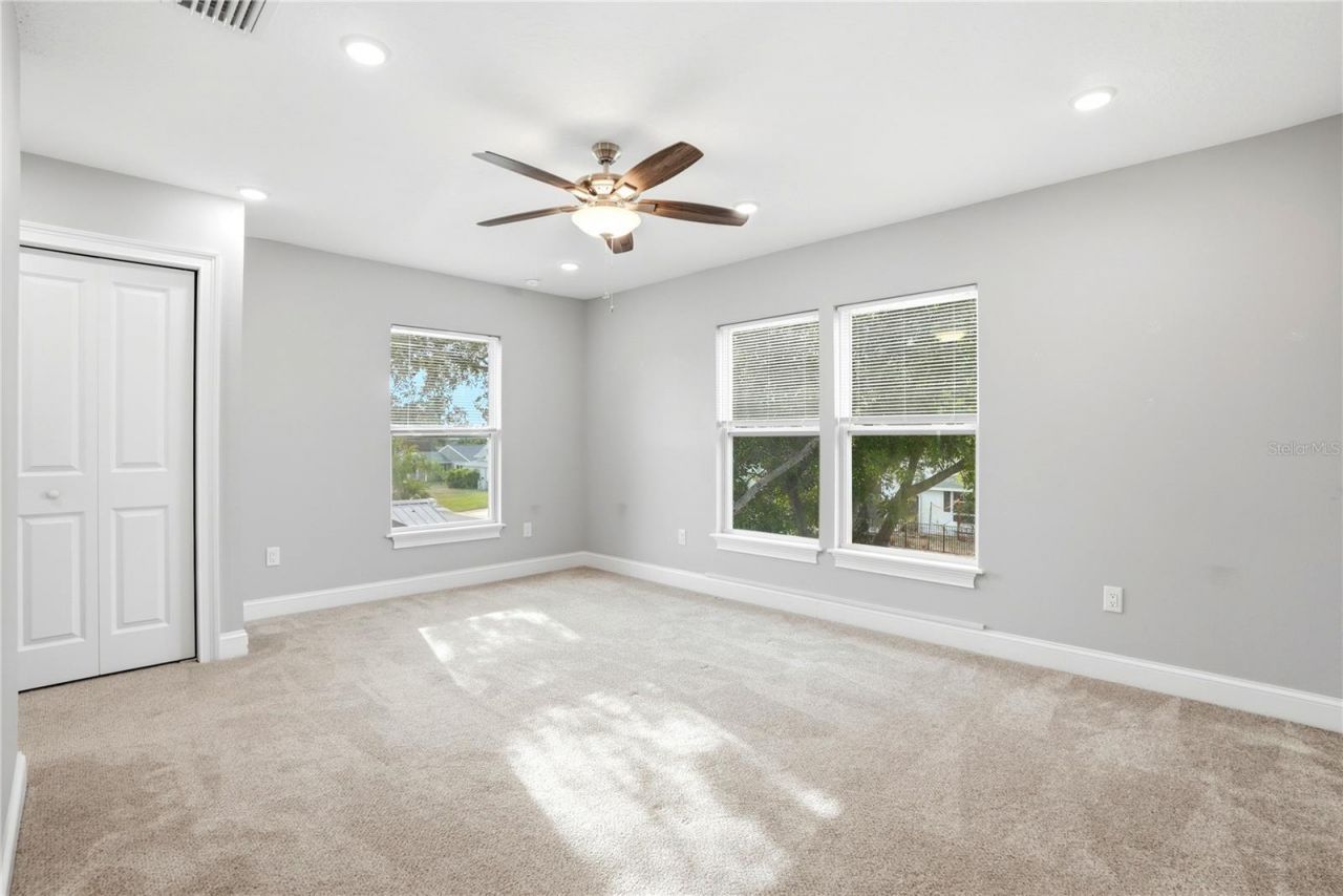 1712 31st Avenue N, Saint Petersburg, FL 33713 Photo