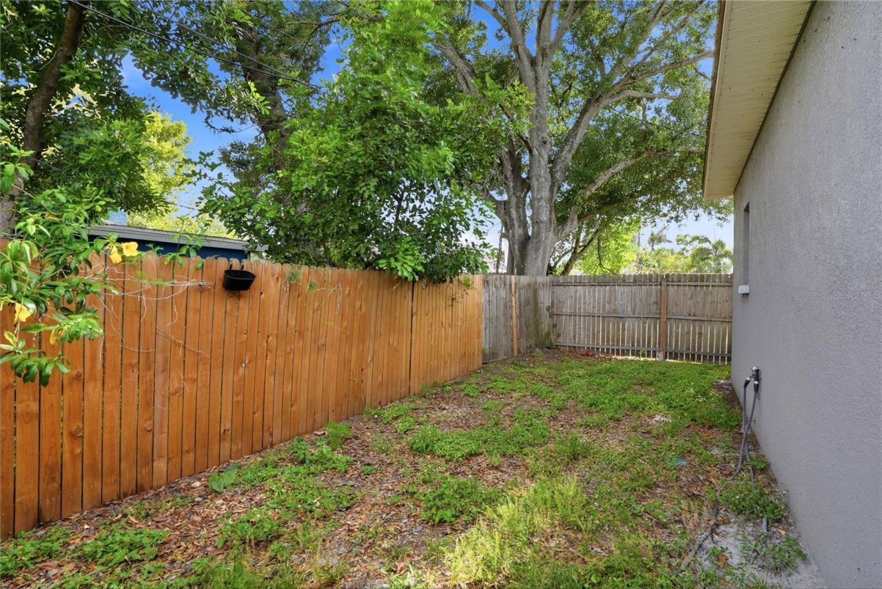 1712 31st Avenue N, Saint Petersburg, FL 33713 Photo