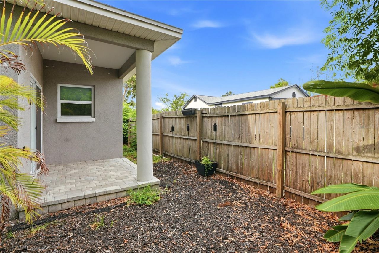 1712 31st Avenue N, Saint Petersburg, FL 33713 Photo