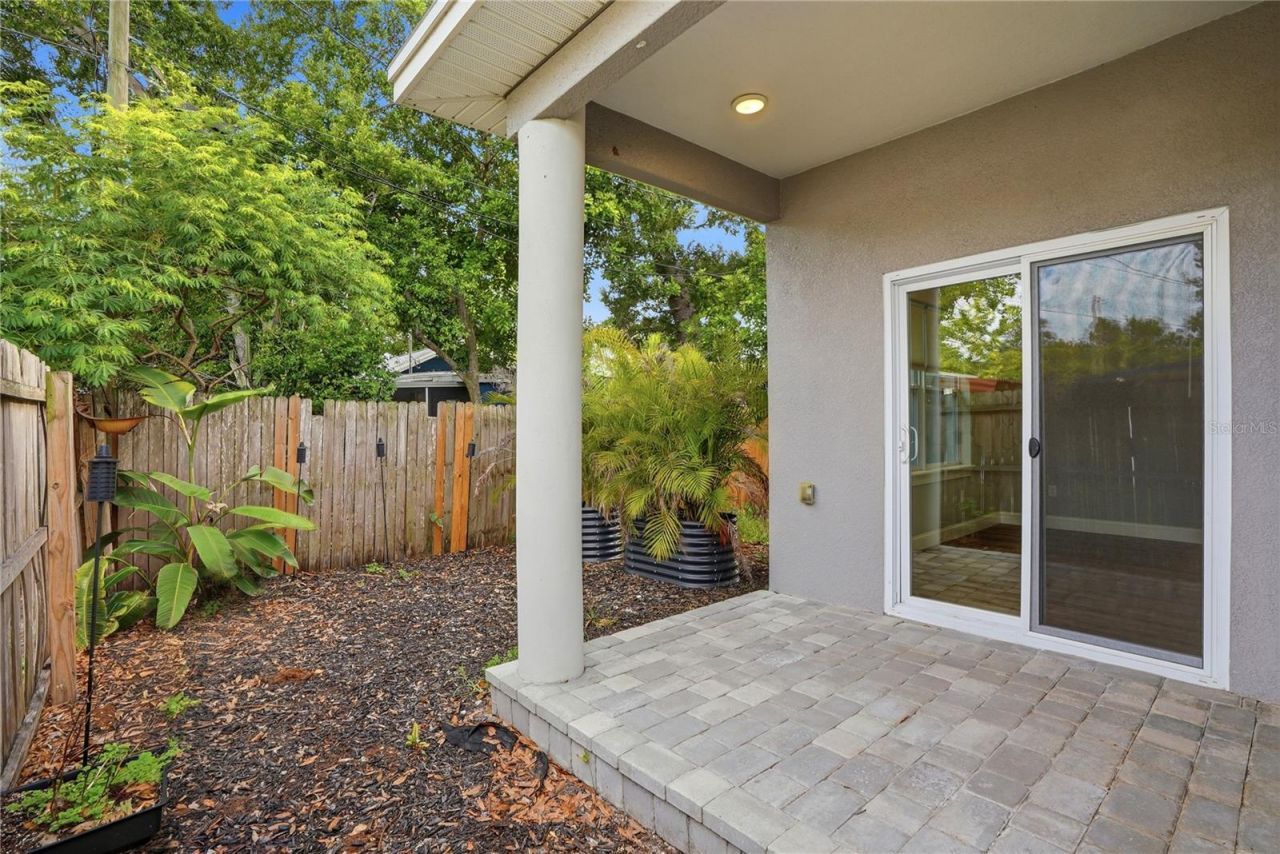 1712 31st Avenue N, Saint Petersburg, FL 33713 Photo