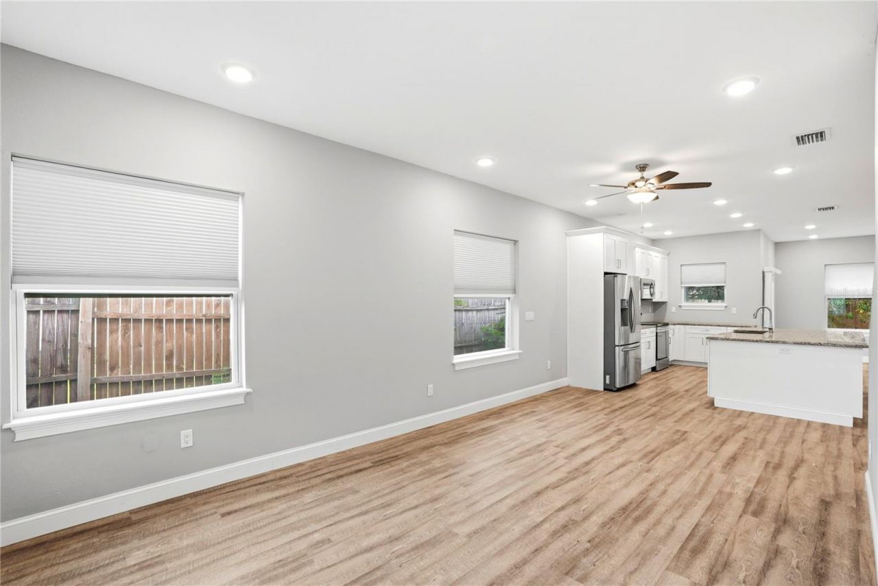 1712 31st Avenue N, Saint Petersburg, FL 33713 Photo
