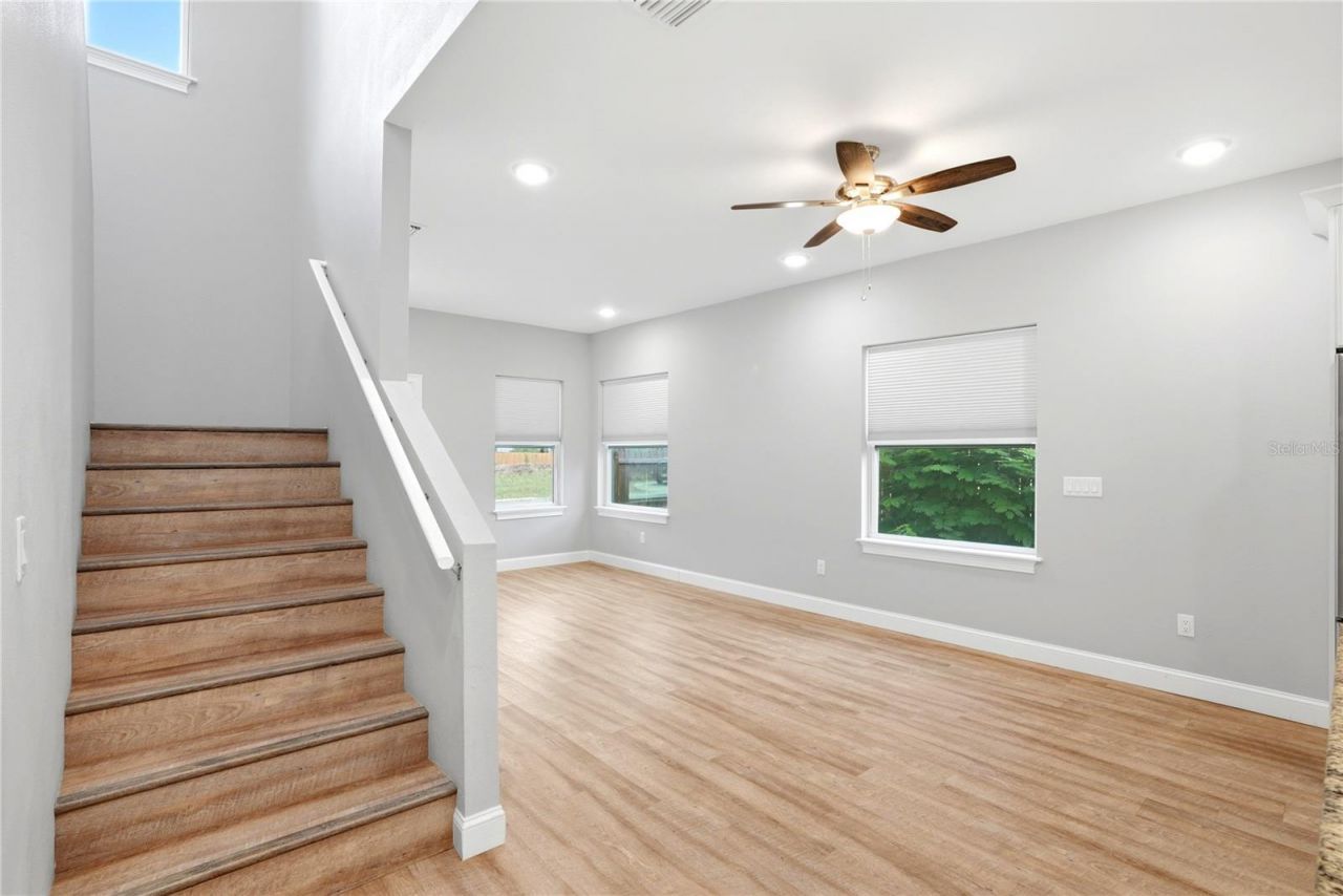 1712 31st Avenue N, Saint Petersburg, FL 33713 Photo