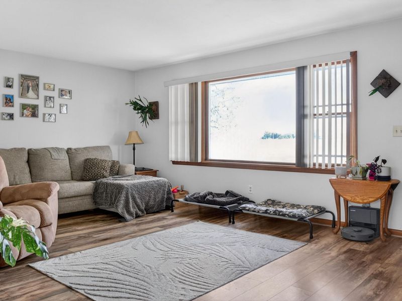 10517 Glenmore Road, Ohio City, OH 45874 Photo 4