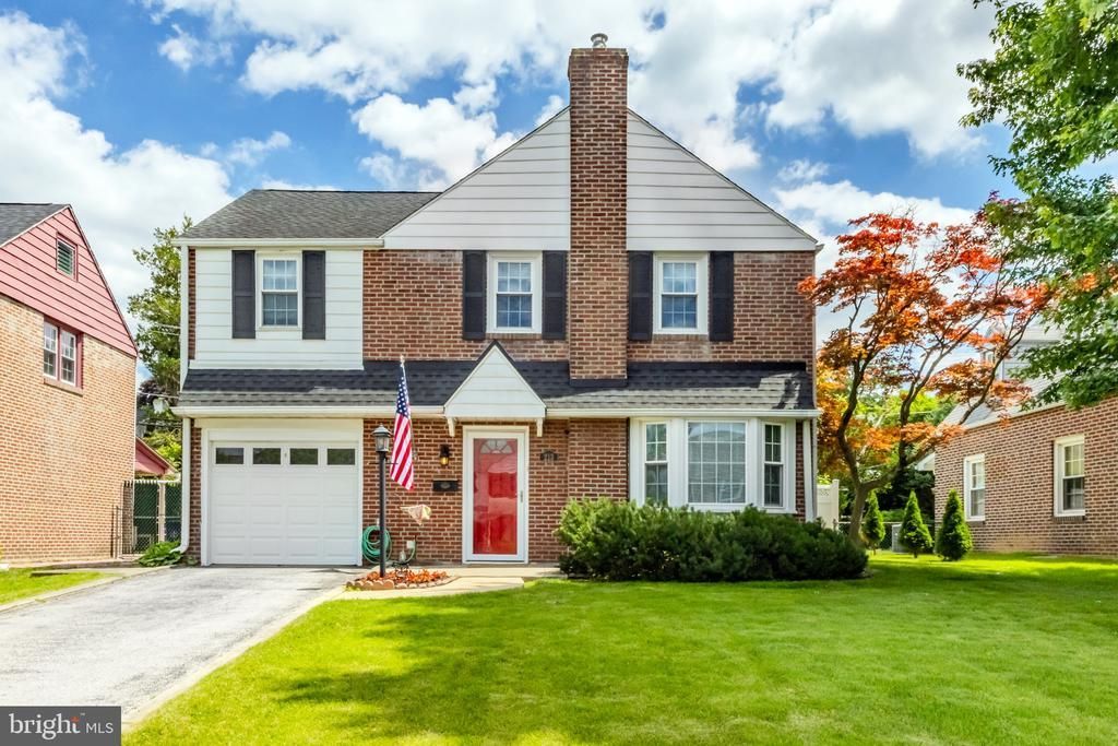 213 Oxford Hill Lane, Havertown, PA 19083 Main Photo