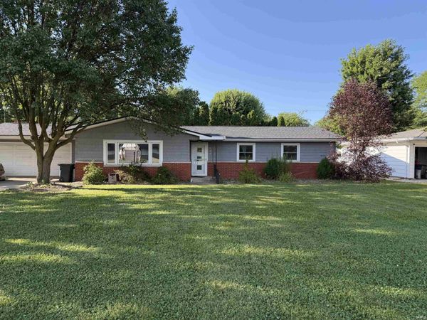 1123 W Main Street, Berne, IN 46711