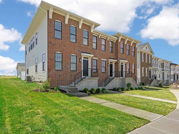 3002 Tommy Ln, Coralville, IA 52241