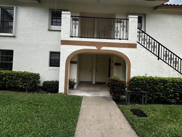 321 Olivewood Place, Unit 121, Boca Raton, FL 33431