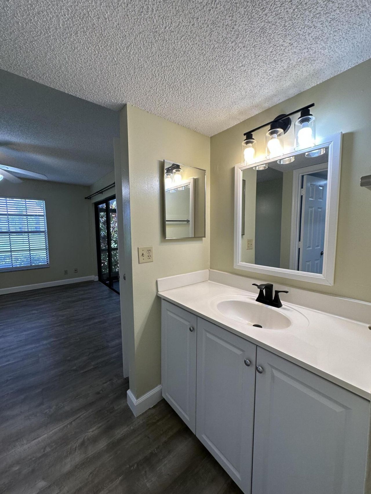 321 Olivewood Place, Unit 121, Boca Raton, FL 33431 Photo