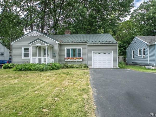 11 Davison Road , Lockport, NY 14094
