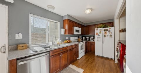 828 Woodglen Drive, Unit APT 3, Sparks, NV 89434 Photo