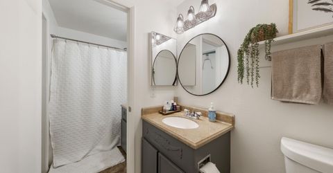 828 Woodglen Drive, Unit APT 3, Sparks, NV 89434 Photo