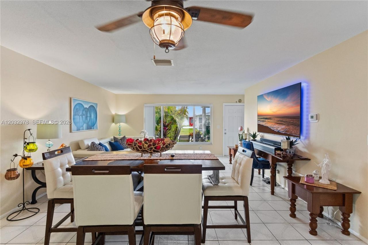 2930 NW 1st Dr , Pompano Beach, FL 33064 Photo