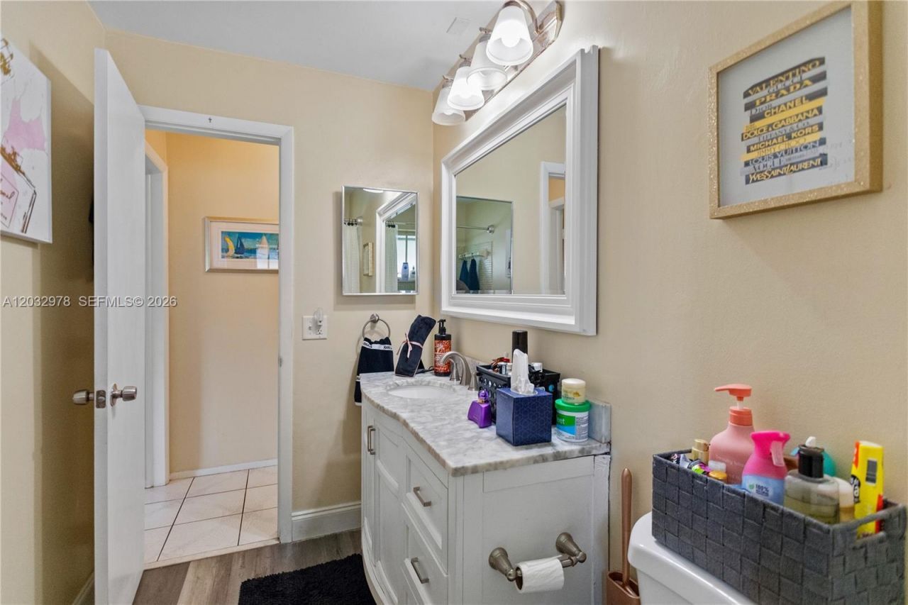 2930 NW 1st Dr , Pompano Beach, FL 33064 Photo