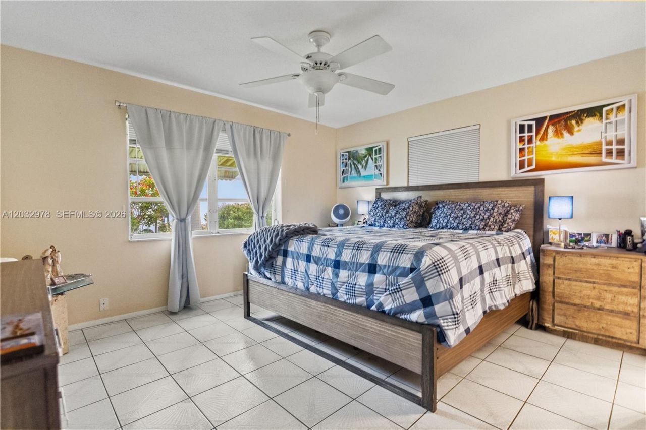 2930 NW 1st Dr , Pompano Beach, FL 33064 Photo