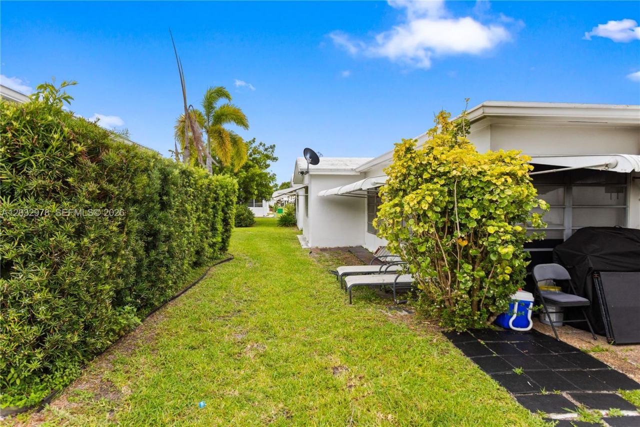 2930 NW 1st Dr , Pompano Beach, FL 33064 Photo