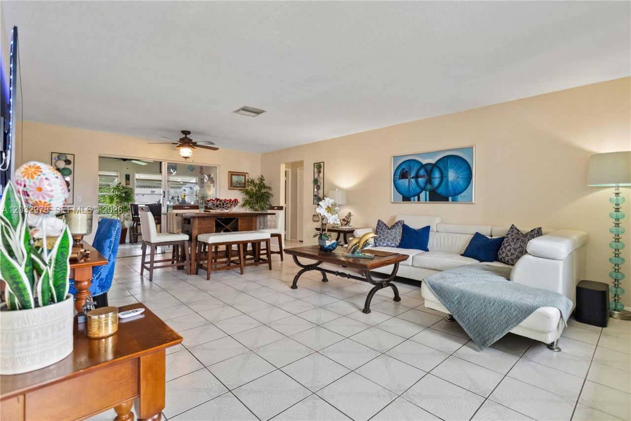 2930 NW 1st Dr , Pompano Beach, FL 33064 Photo