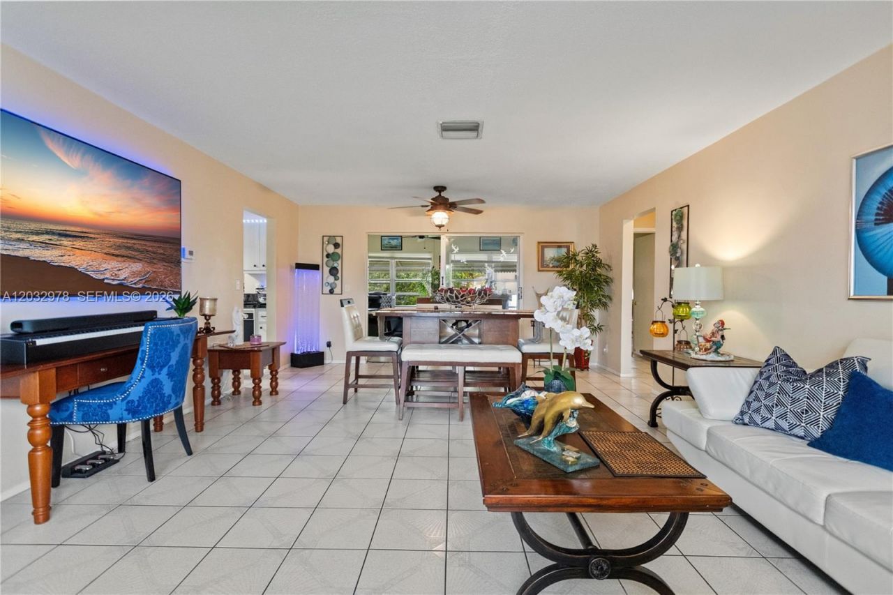 2930 NW 1st Dr , Pompano Beach, FL 33064 Photo