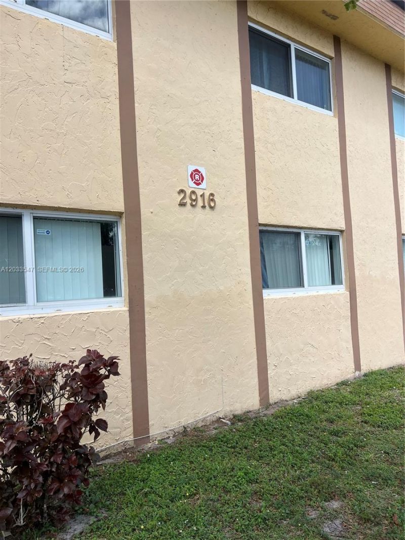 2916 NW 55th Ave , Unit 2A, Lauderhill, FL 33313 Photo